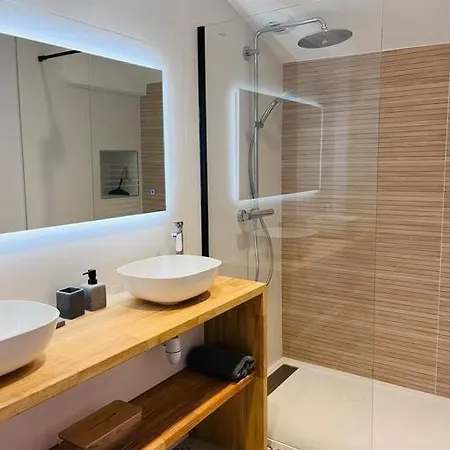 Holiday home La Maison Rue Nadaud, Au Pied Des Remparts