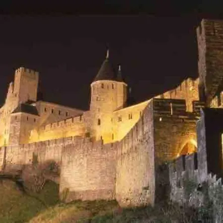 La Maison Rue Nadaud, Au Pied Des Remparts Holiday home Carcassonne