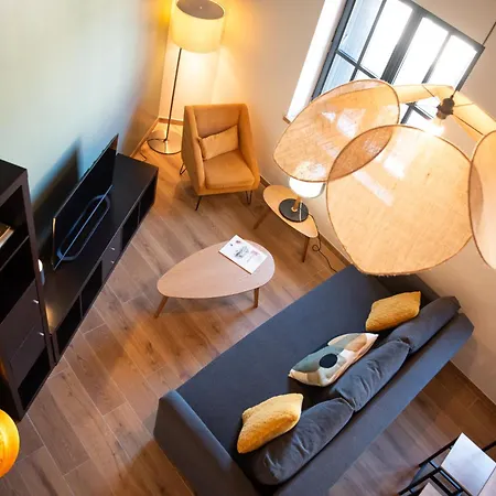 La Maison Rue Nadaud, Au Pied Des Remparts