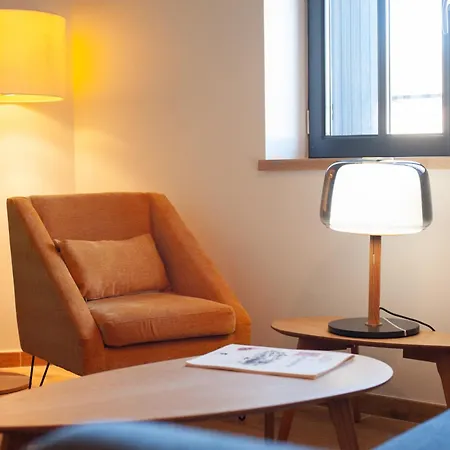 La Maison Rue Nadaud, Au Pied Des Remparts *