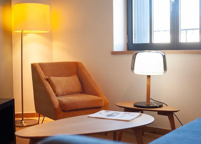 La Maison Rue Nadaud, Au Pied Des Remparts *