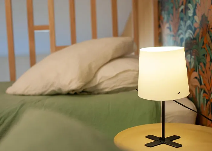 La Maison Rue Nadaud, Au Pied Des Remparts